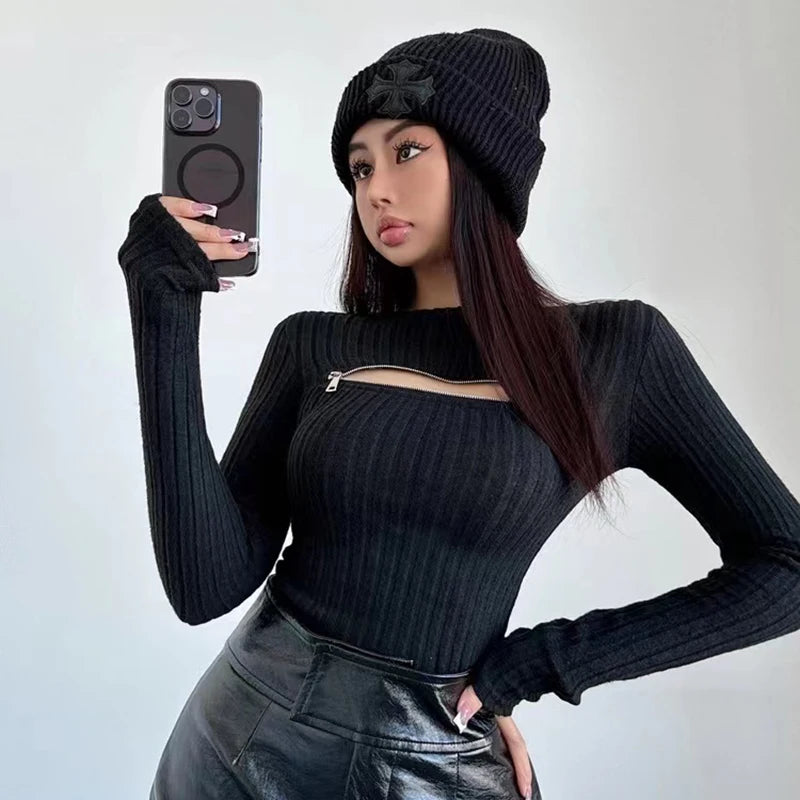 VILZSTUDIOS Hollow Out Chest Zipper Knit Sweater