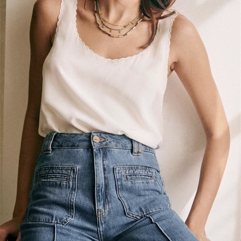 VILZSTUDIOS Stylish Wave Edge Sleeveless Blouse