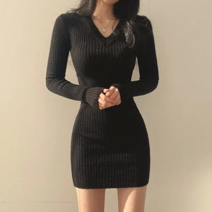 VILZSTUDIOS Elegant Basic Knitted Mini Dress