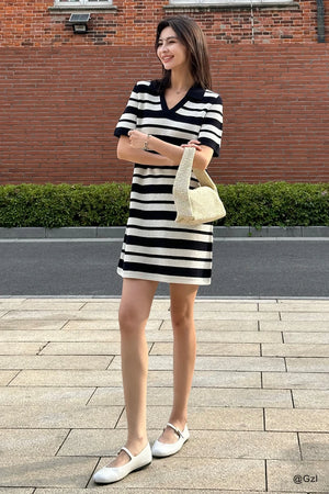 VILZSTUDIOS Fashionable Striped Mini Dress
