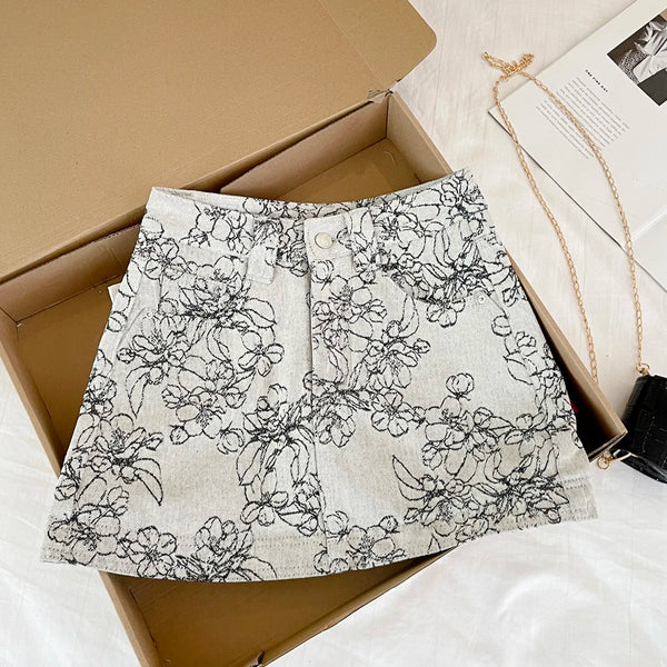Hoch taillierter Rock mit chinesischer Jacquard-Stickerei