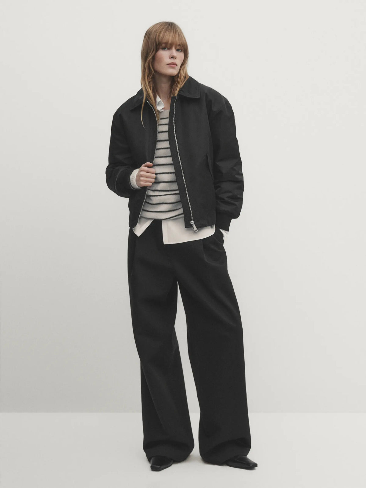 VILZSTUDIOS Basic Striped Round Neck Sweater