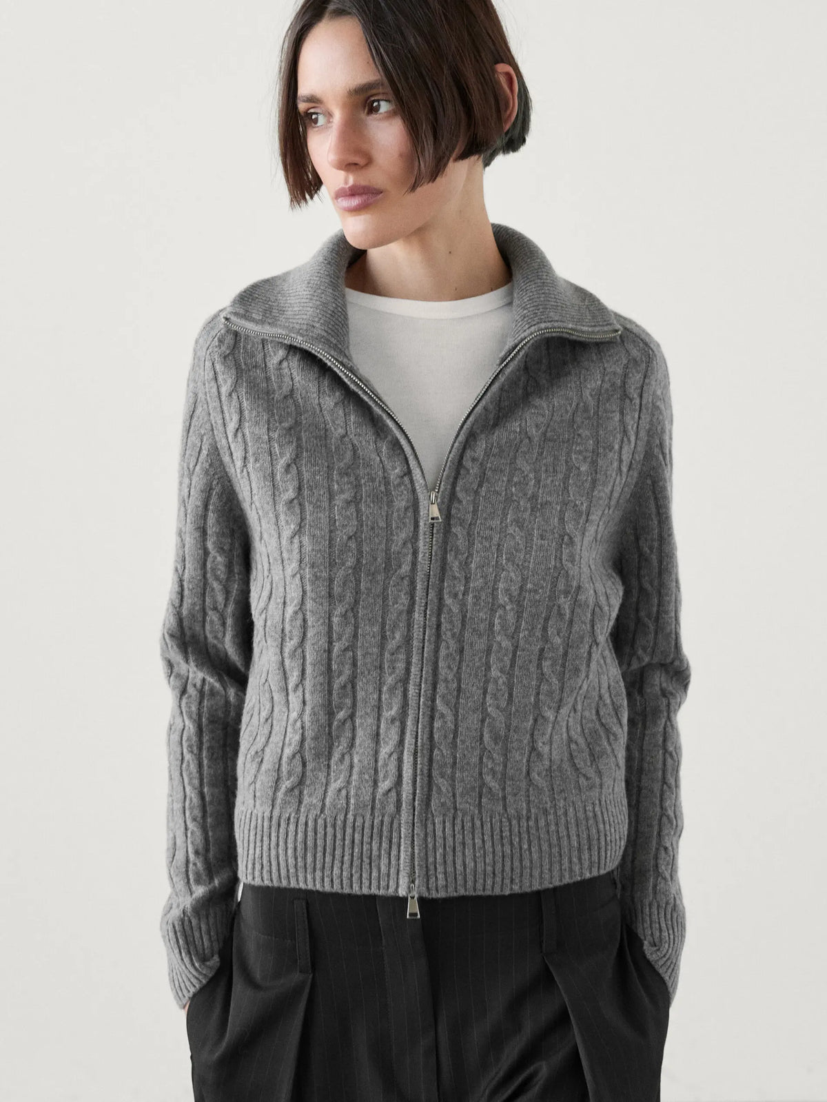 VILZSTUDIOS Casual Knitted High Neck Cardigan