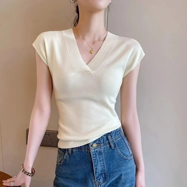 Sexy White V-Neck Knit T-Shirt