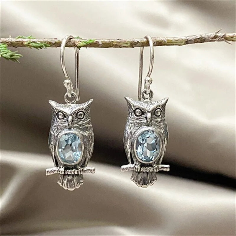 VILZSTUDIOS Vintage Silver Owl Blue Earring