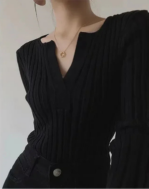 VILZSTUDIOS Knitted V-neck Sweater