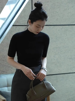 VILZSTUDIOS Elegant Black Turtleneck T-Shirt