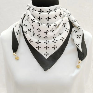 VILZSTUDIOS Luxury Magnetic Buckle Silk Scarf Women Soft Satin Neckerchief Female Autumn Winter Warmth Cold Resistance Fashion Square Scarve