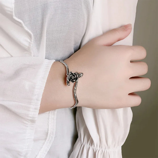 Vintage Flower Rose Leaf Asymmetric Bracelet