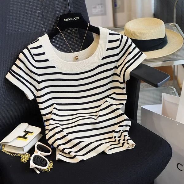 Chic Striped Knit Round Neck T-Shirt