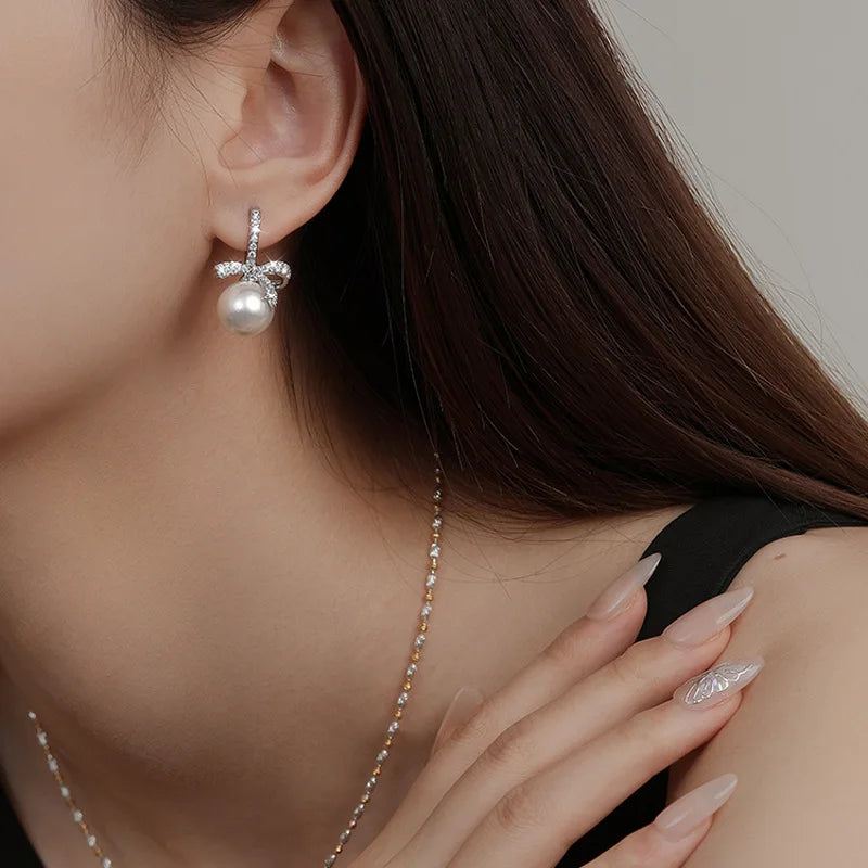 VILZSTUDIOS Dazzling Ribbon Pearl Clear CZ Earrings