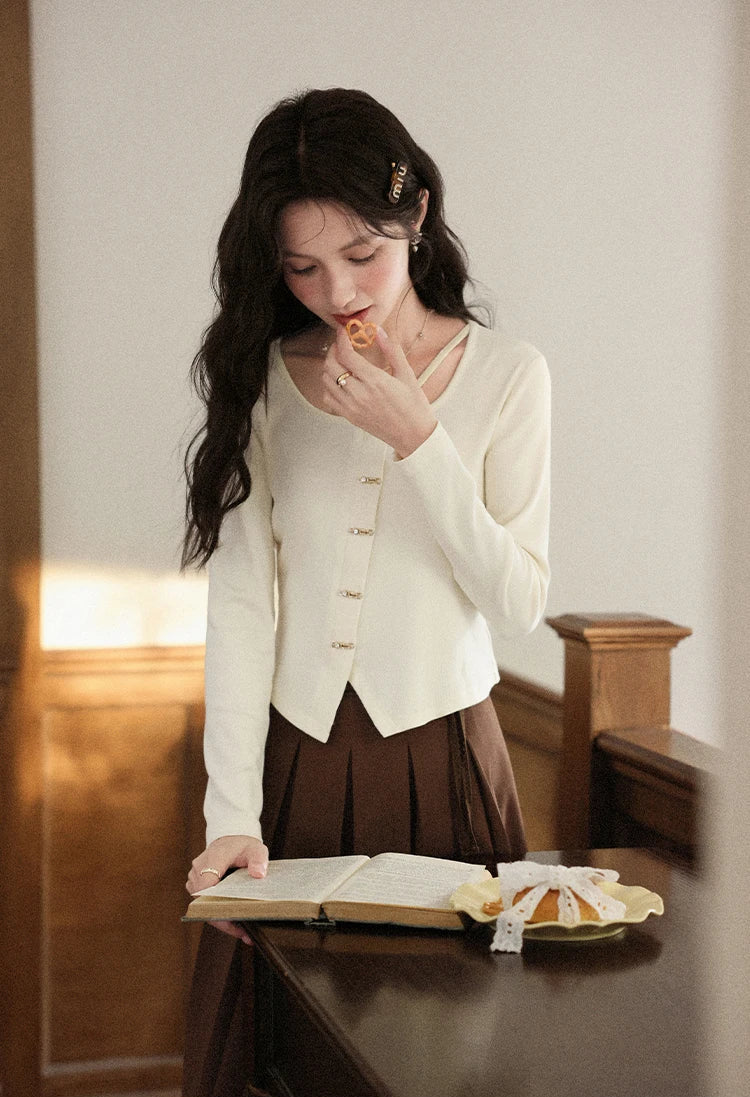 VILZSTUDIOS Apricot Elegant Metal Button Slit Cardigan