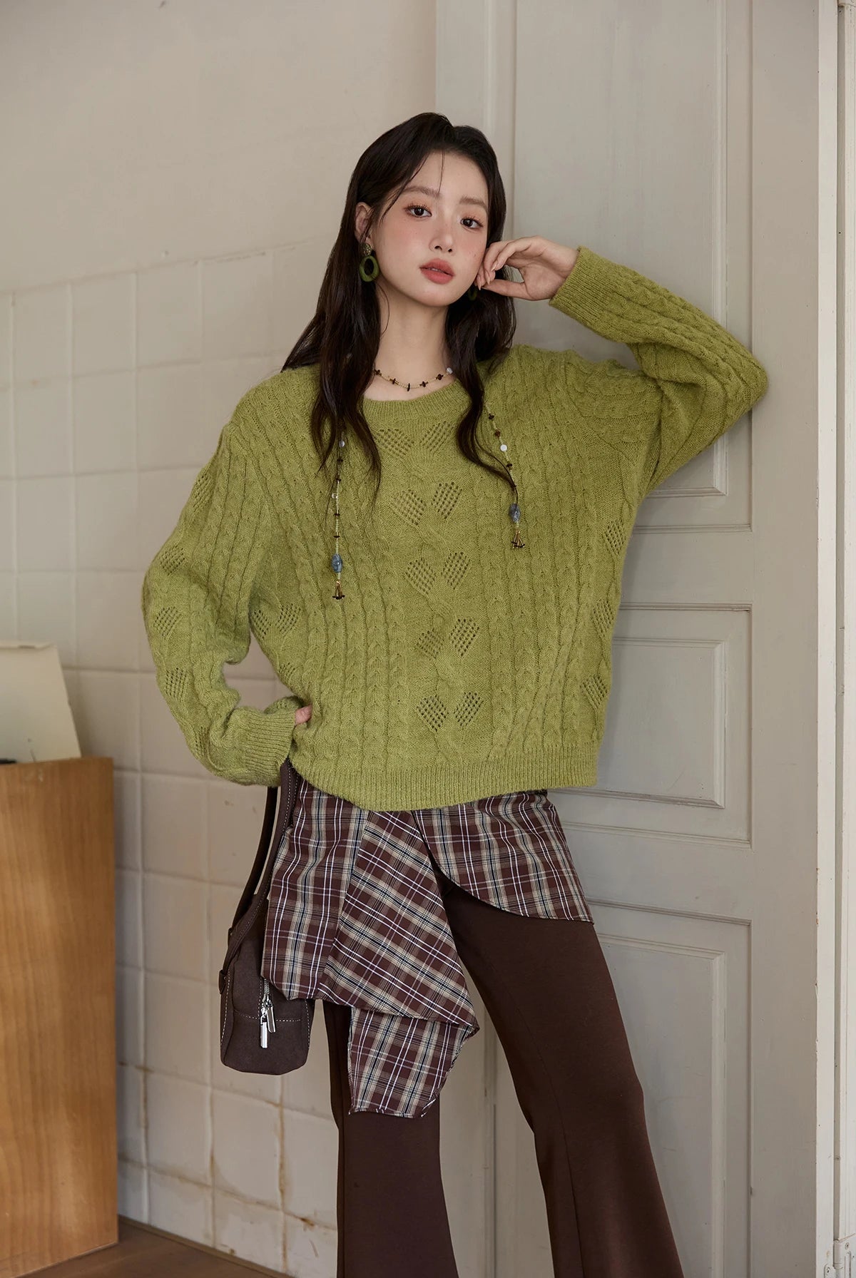 VILZSTUDIOS Luxurious Retro Green Knitted Sweater
