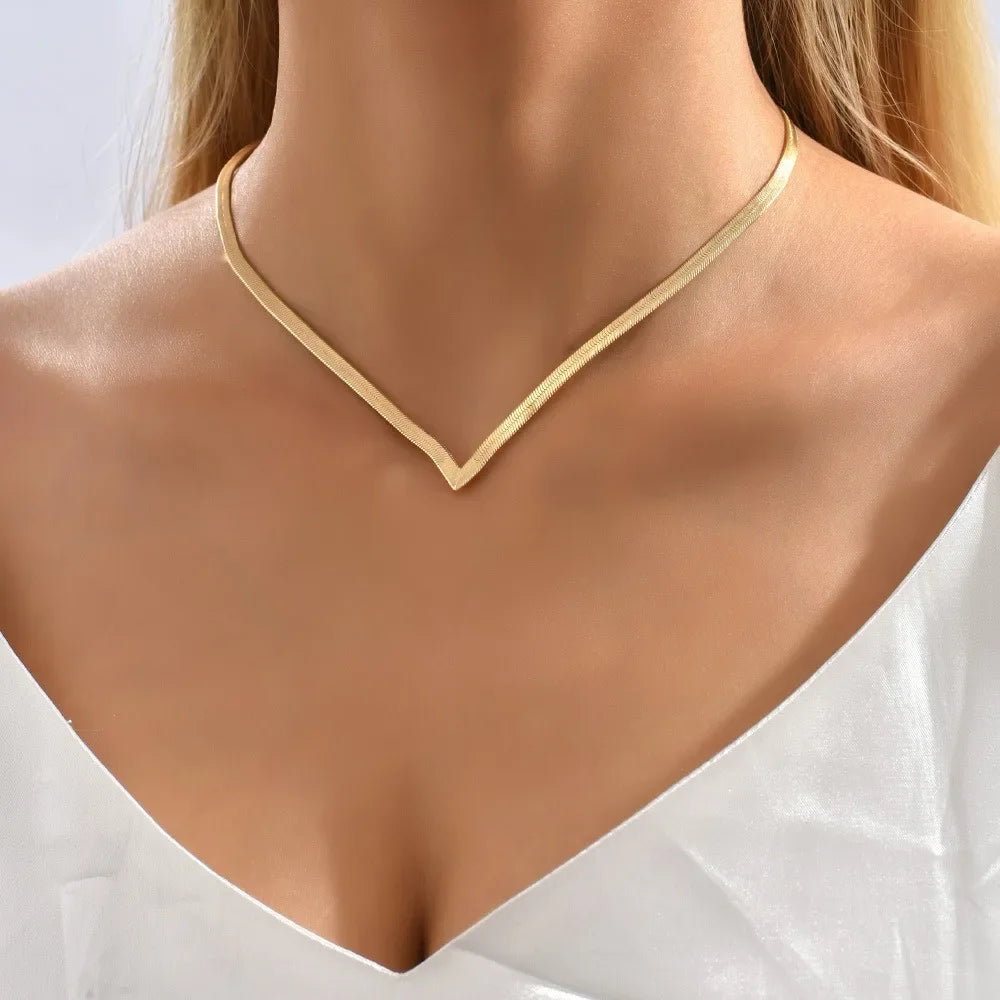 VILZSTUDIOS Gold Stainless Steel V-shape Necklace