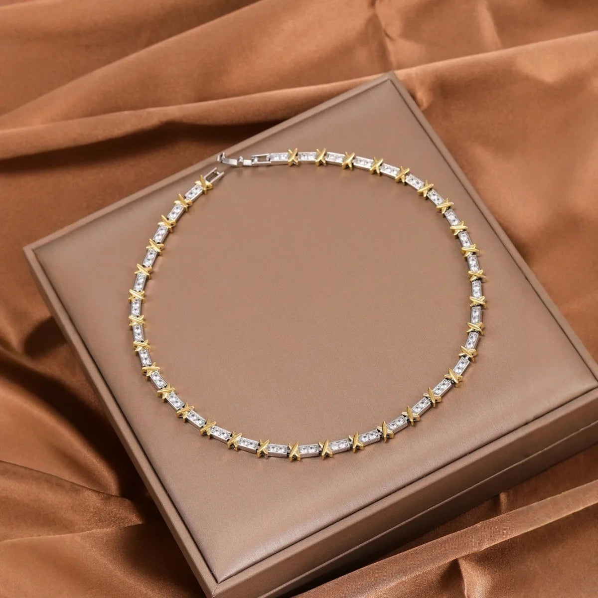 VILZSTUDIOS 1Pc Zircon High-End Necklace