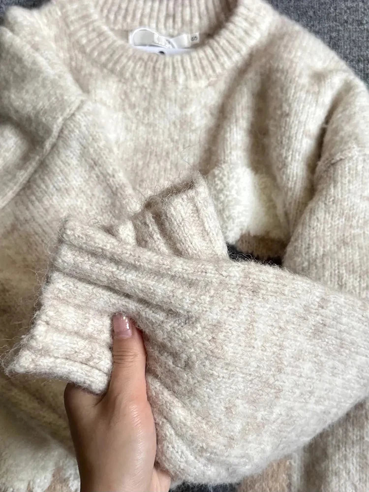 VILZSTUDIOS Cozy Knitted Cat Sweater
