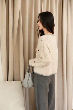 VILZSTUDIOS Luxurious Hand-Knitted Wool Sweater