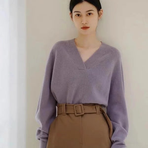 VILZSTUDIOS Cozy Wool V-Neck Knitted Sweater