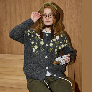 VILZSTUDIOS Cozy Floral Embroidery Cardigan
