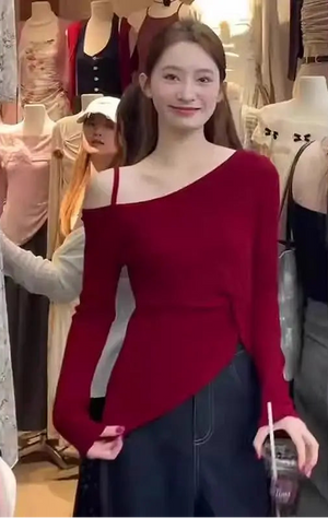 VILZSTUDIOS Retro Red Off Shoulder Collar Top
