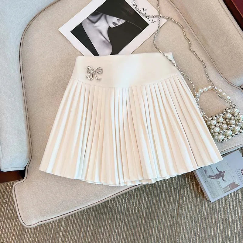 VILZSTUDIOS Elegant Pleated A-Line Mini Skirt