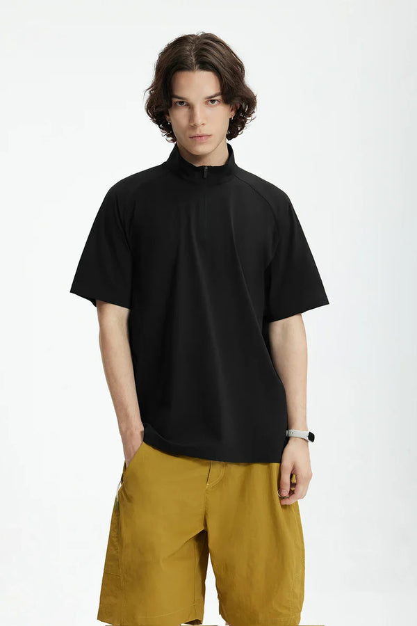 Einfarbiges T-Shirt mit Sonnenschutz