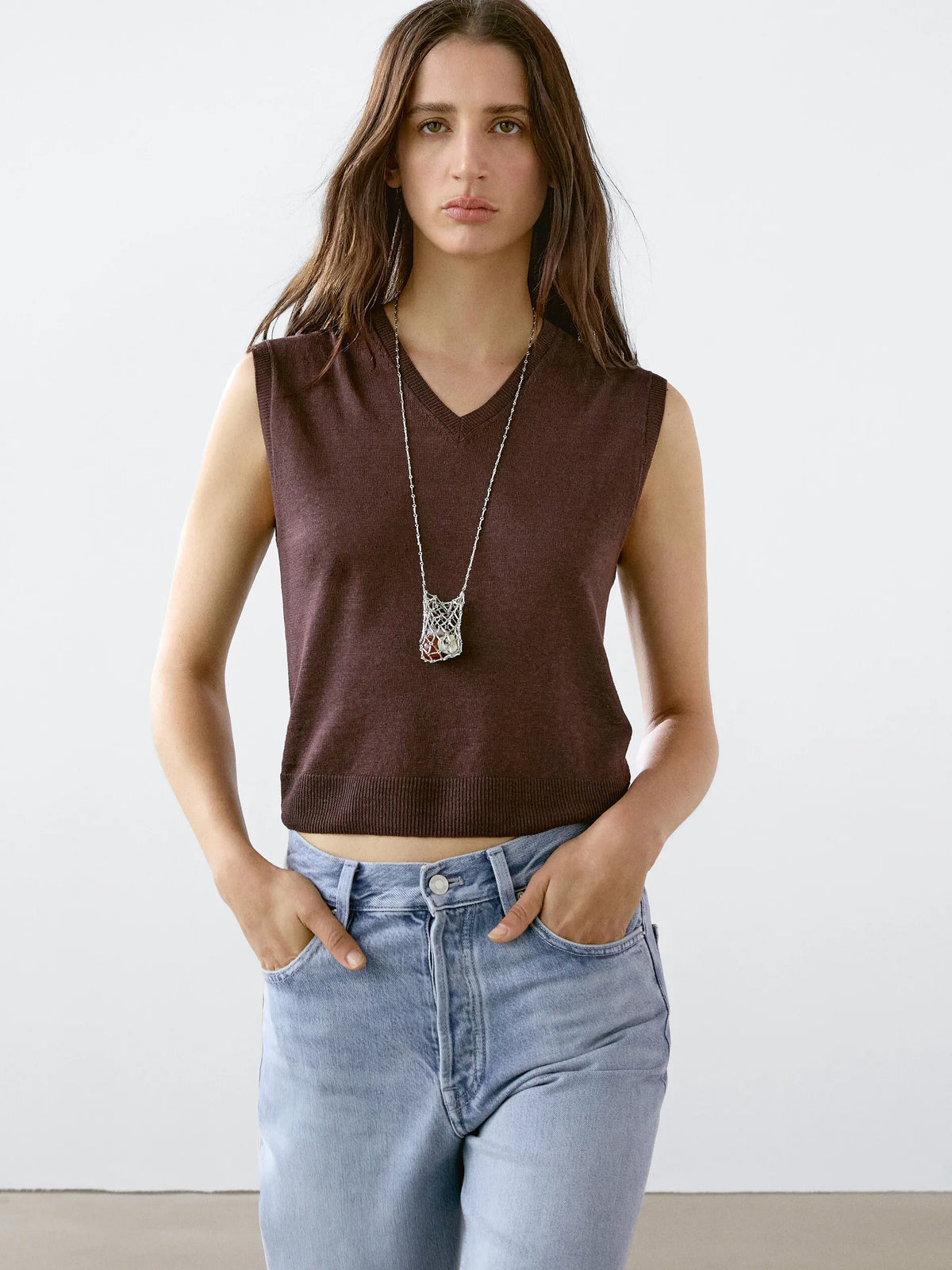 VILZSTUDIOS Minimalist Linen V-Neck Vest