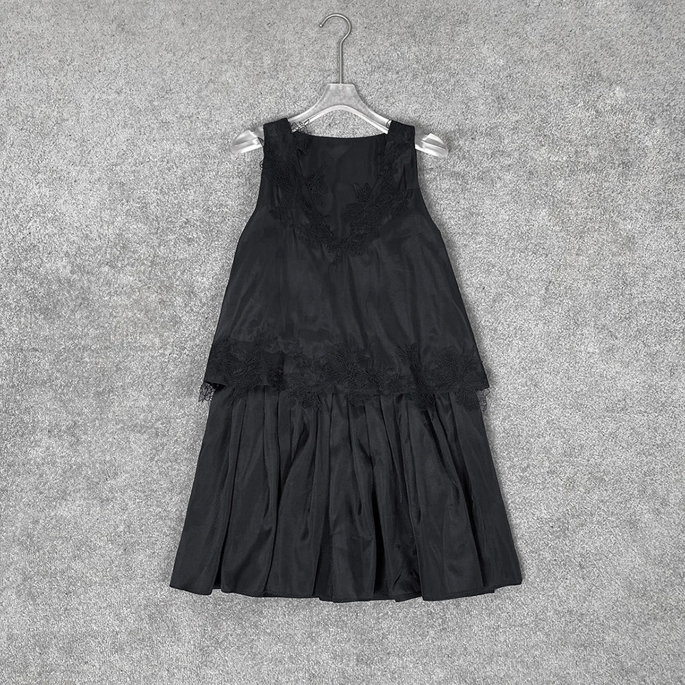 VILZSTUDIOS Elegant Lace Splicing V-Neck Dress