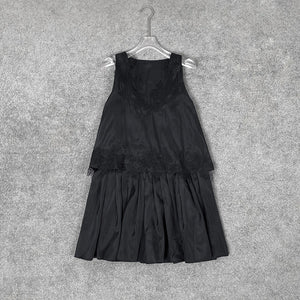 VILZSTUDIOS Elegant Lace Splicing V-Neck Dress