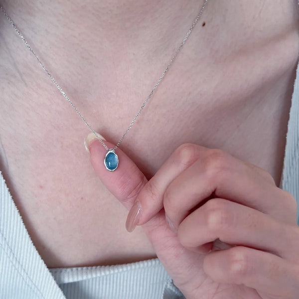 Elegant Blue Stone Pendant Necklace