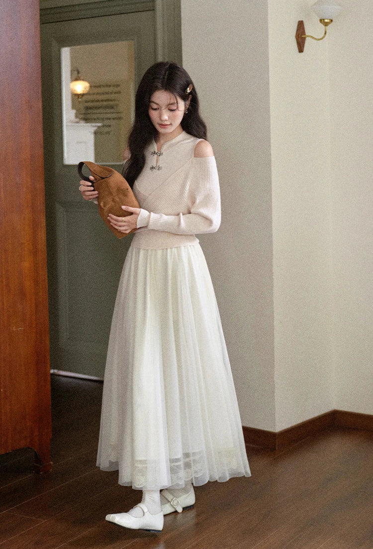 VILZSTUDIOS Beige Chinese Style Off-Shoulder Sweater