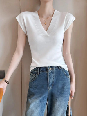 VILZSTUDIOS Sexy White V-Neck Knit T-Shirt