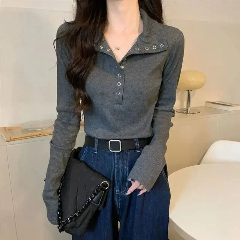 VILZSTUDIOS Slim Knitted V-neck Sweater