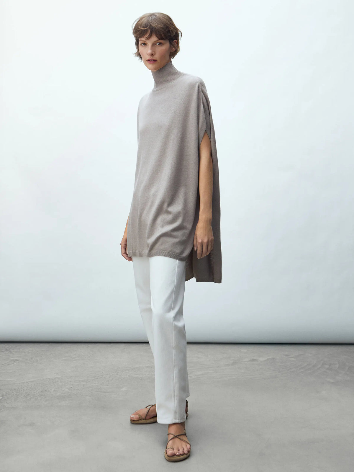VILZSTUDIOS Flowy Sleeveless Knit Sweater