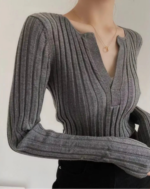 VILZSTUDIOS Knitted V-neck Sweater