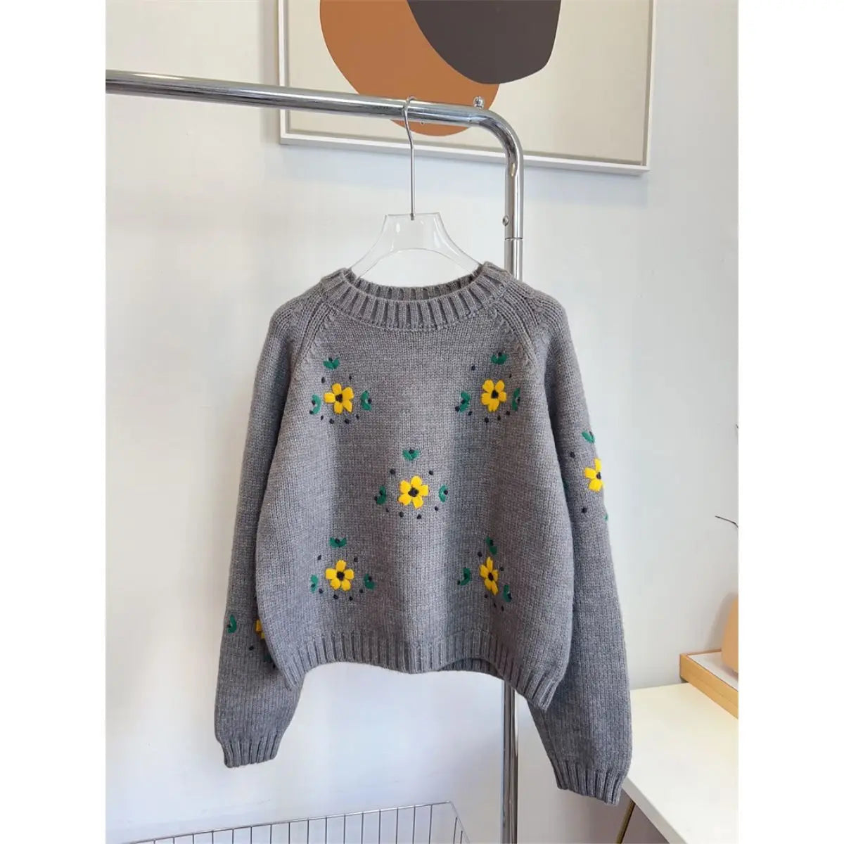 VILZSTUDIOS Flower Embroidered Sweater