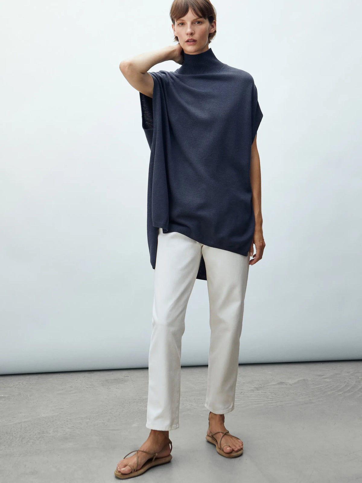 VILZSTUDIOS Flowy Sleeveless Knit Sweater
