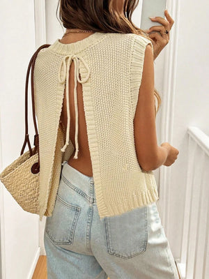 VILZSTUDIOS Cozy Sleeveless Sweater with Back Slit