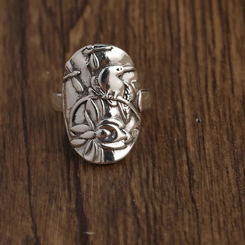 VILZSTUDIOS Exquisite Vintage Silver Flower Party Ring