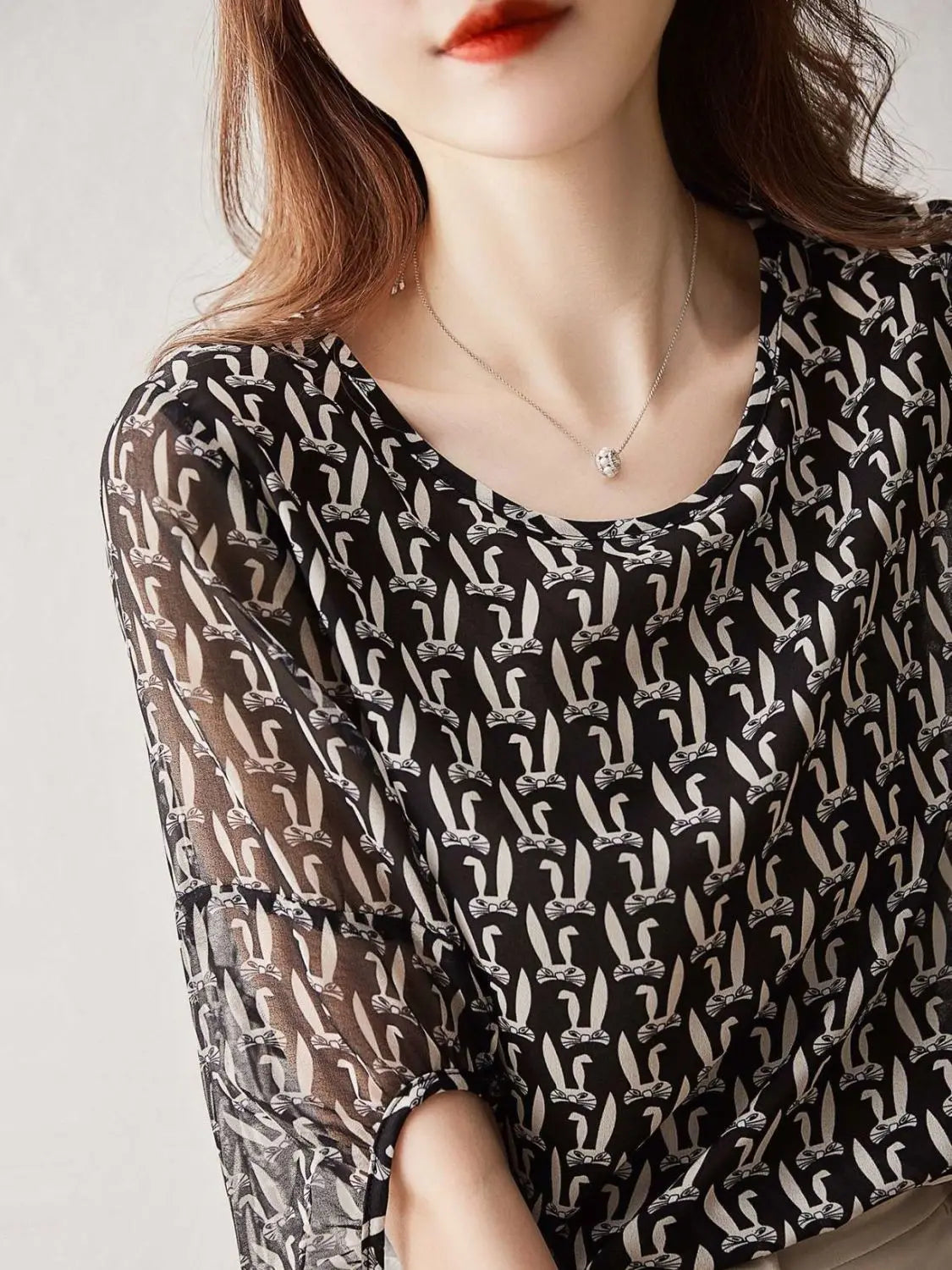 VILZSTUDIOS Versatile Loose Fit Chiffon Summer Blouse