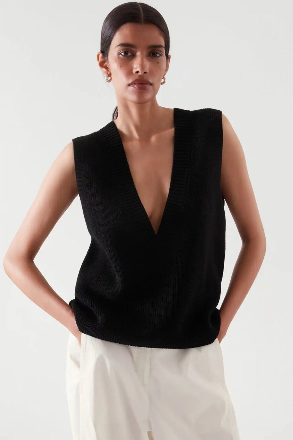 VILZSTUDIOS Smart Casual V-Neck Knitted Vest