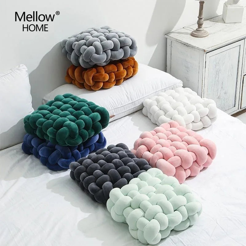 VILZSTUDIOS Handmade Knitted Square Cushion