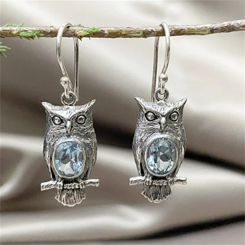 VILZSTUDIOS Vintage Silver Owl Blue Earring