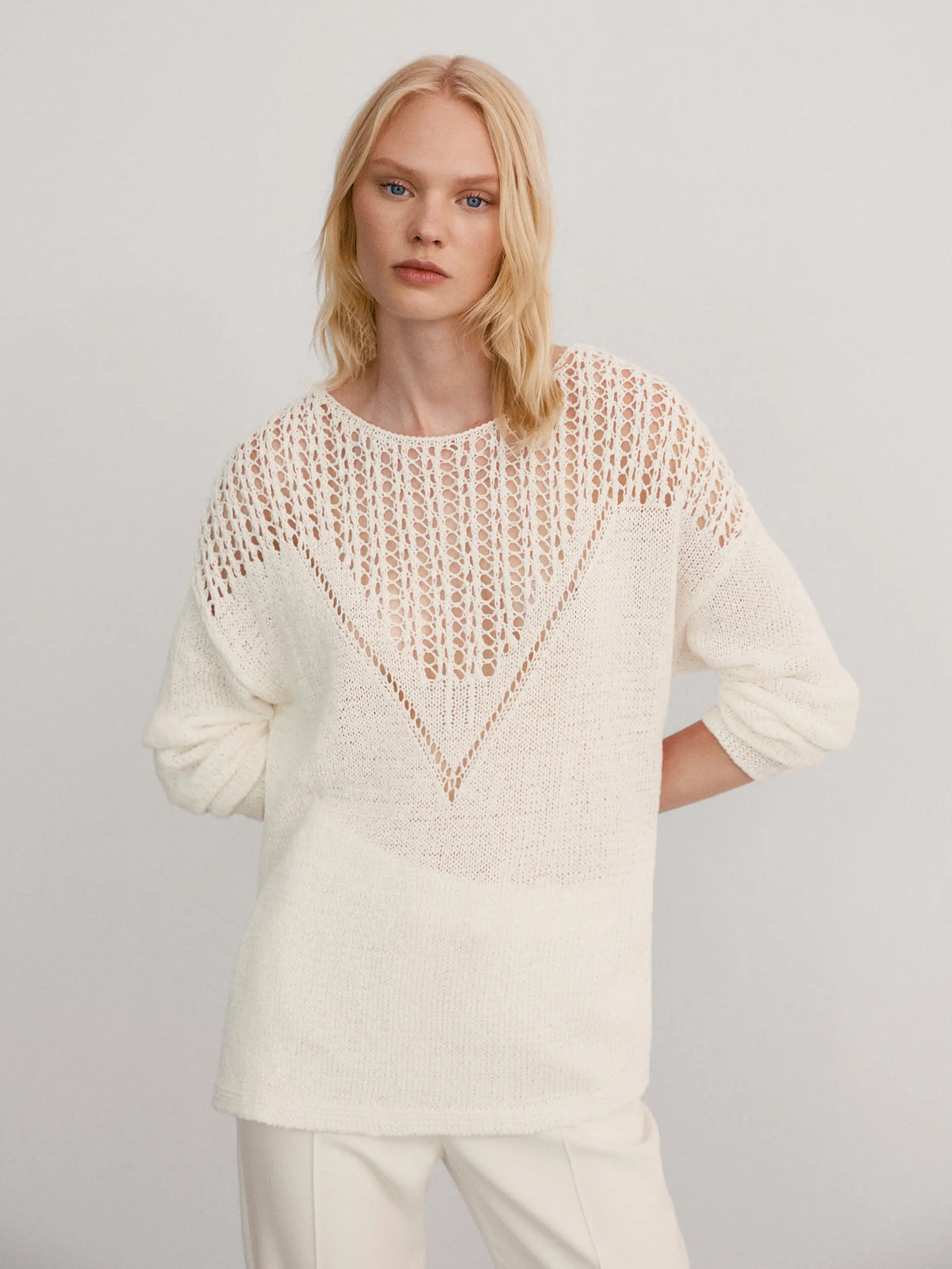 VILZSTUDIOS Hollow Out Long Sleeve Sweater