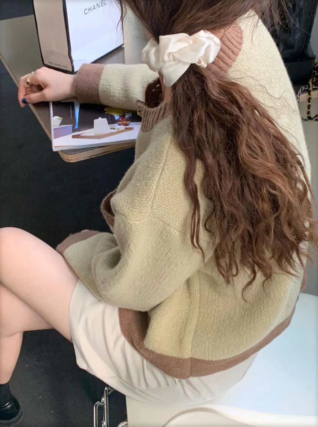 VILZSTUDIOS Chic Knit Contrast Cardigan