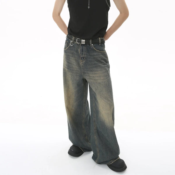 Vintage-Jeans mit verwaschenem, weitem Bein