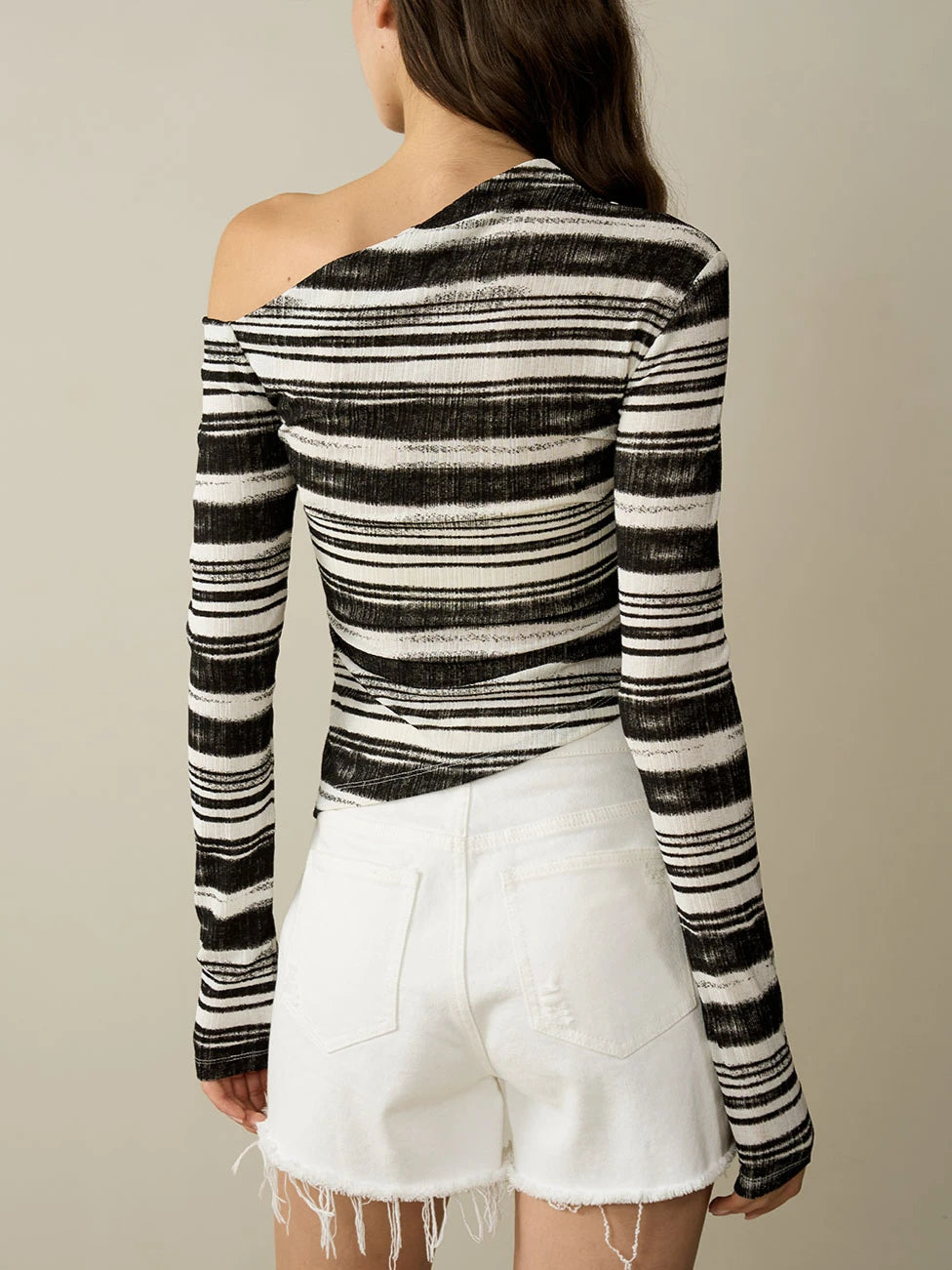 VILZSTUDIOS Striped Off Shoulder Long Sleeve Top