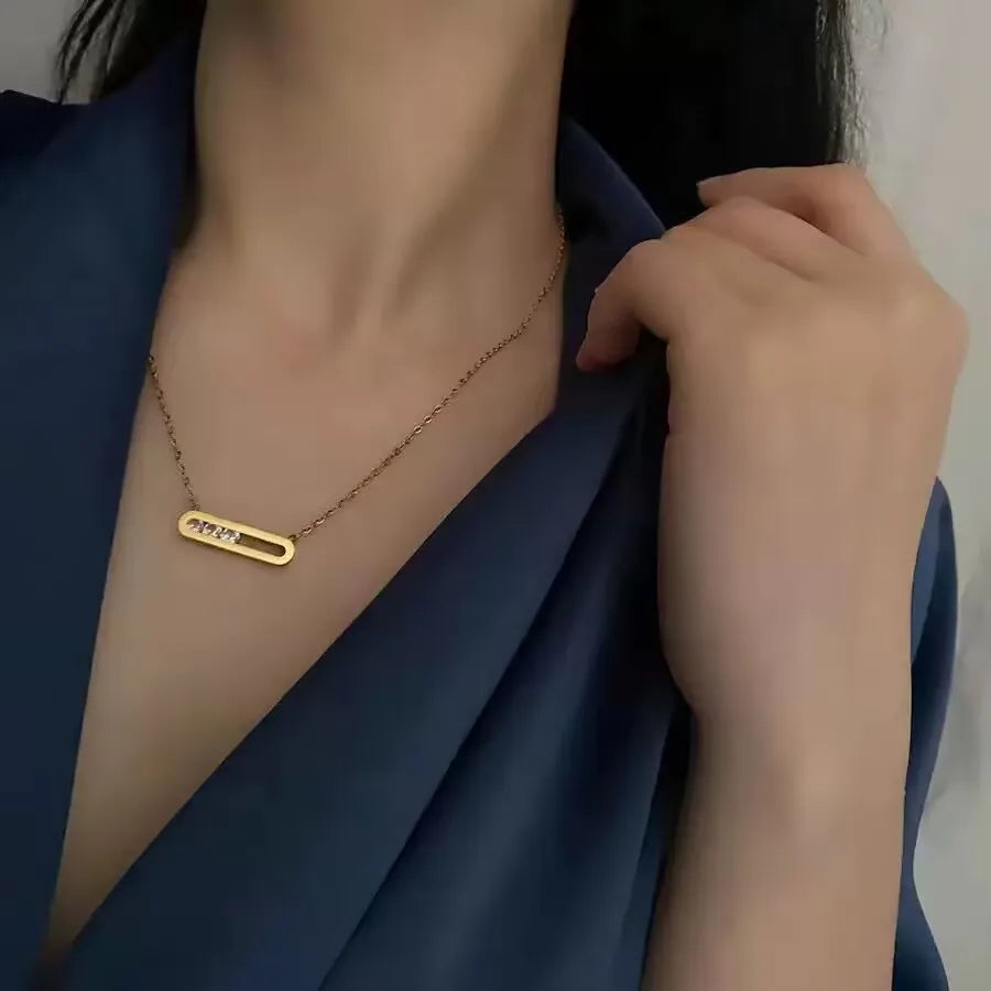VILZSTUDIOS Square Round Zircon Pendant Necklace