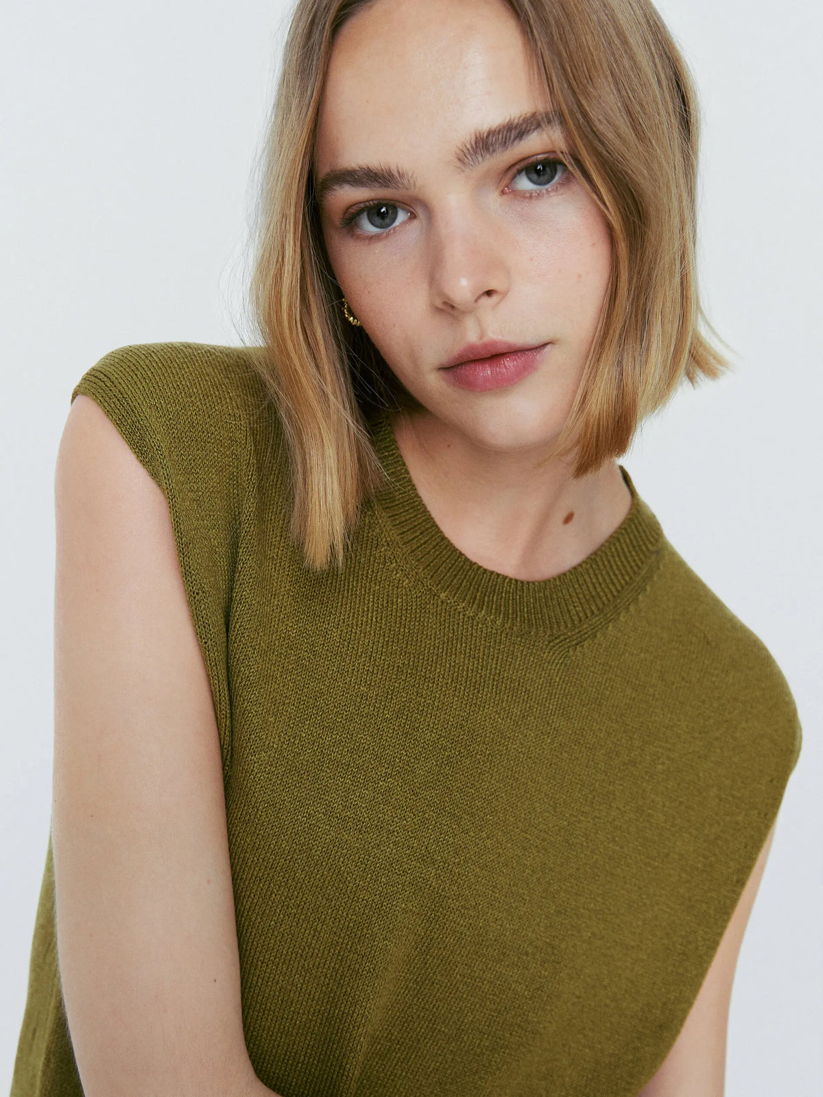 VILZSTUDIOS Sleeveless Knit Top