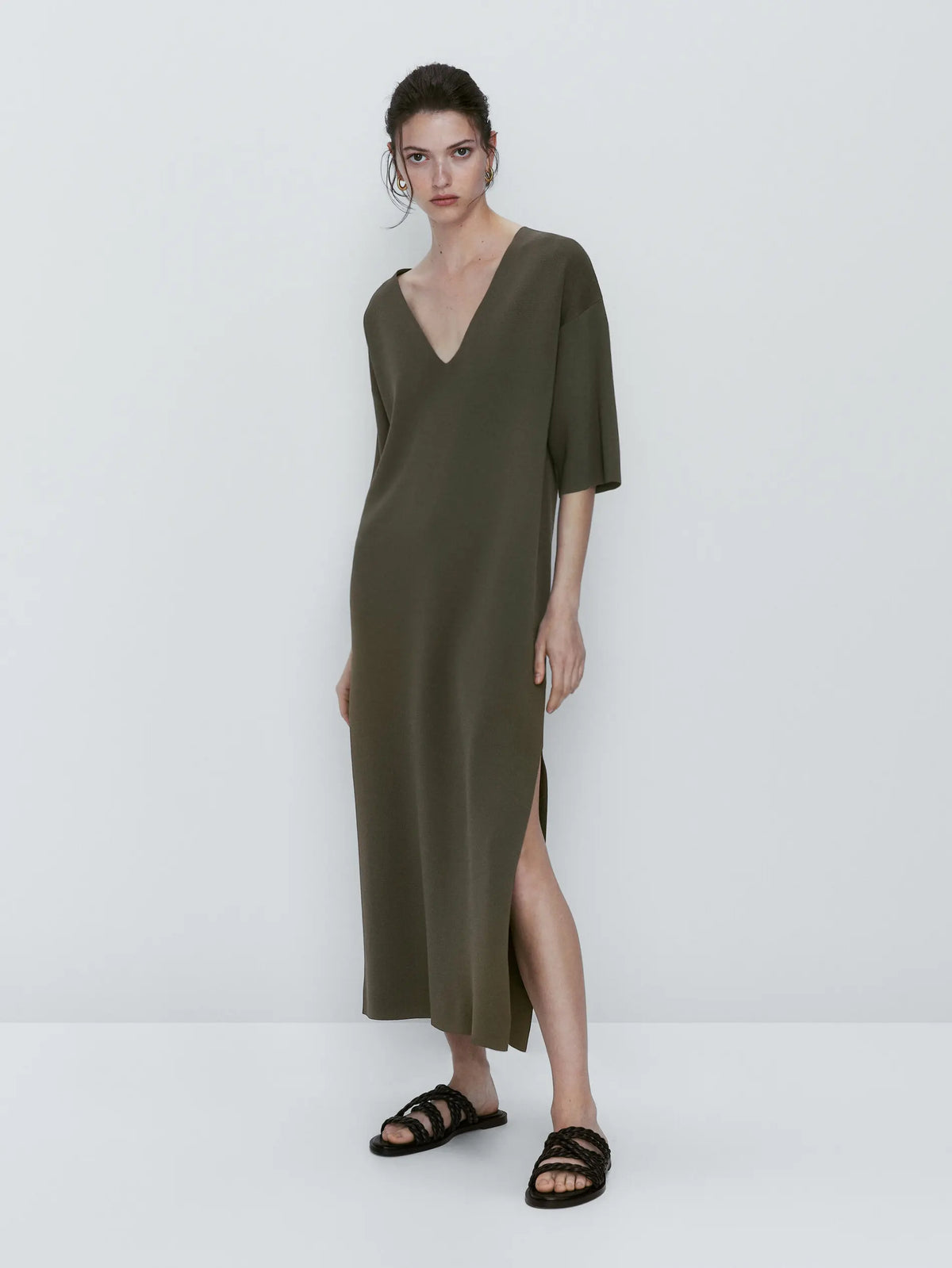 VILZSTUDIOS Casual Knitted Midi Dress with Slit